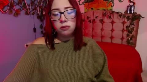 Snapshot of alaia_rossetti chatting on 05/06/26, 04:41 alaia online show from 05/06/26, 04:41