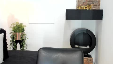    online show from 01/19/25, 12:06