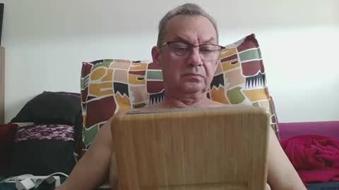 Snapshot of alain5159 chatting on 06/19/26, 01:26 alain5159 online show from 06/19/26, 01:26
