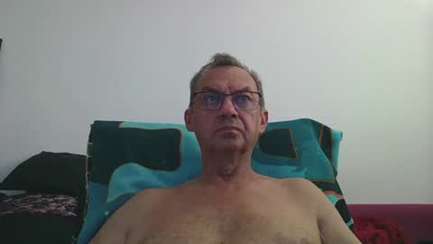Snapshot of alain5159 chatting on 06/29/26, 02:17 alain5159 online show from 06/29/26, 02:17