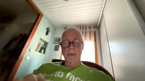 Snapshot of alaineiffer0769 chatting on 09/15/25, 11:54 alaineiffer0769 online show from 09/15/25, 11:54