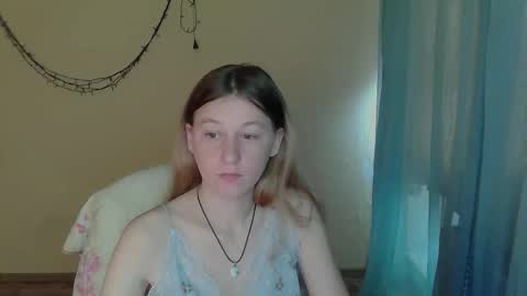 Anna online show from 05/05/26, 06:54