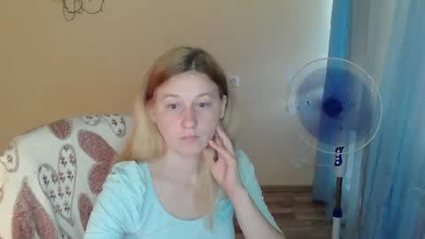 Anna online show from 06/25/26, 01:15