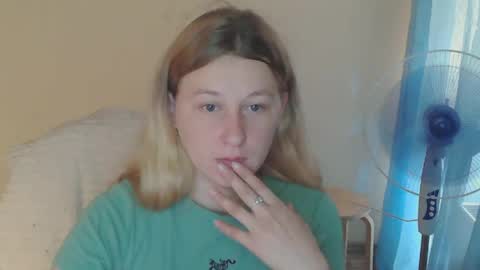Anna online show from 07/04/26, 07:47