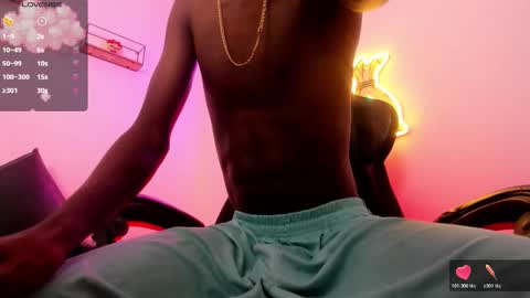 Snapshot of alan_blacke chatting on 10/20/25, 08:20 alan_blacke online show from 10/20/25, 08:20