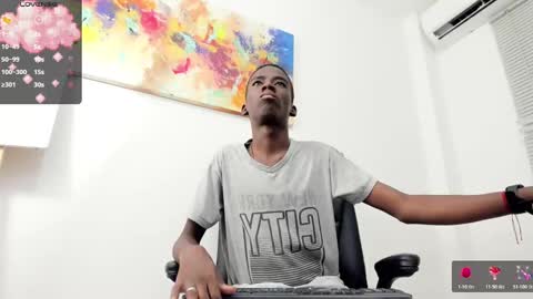 Snapshot of alan_blacke chatting on 10/23/25, 07:34 alan_blacke online show from 10/23/25, 07:34