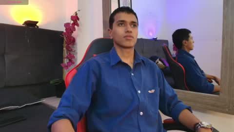Snapshot of alan_colthon chatting on 06/07/26, 03:43 alan_colthon online show from 06/07/26, 03:43
