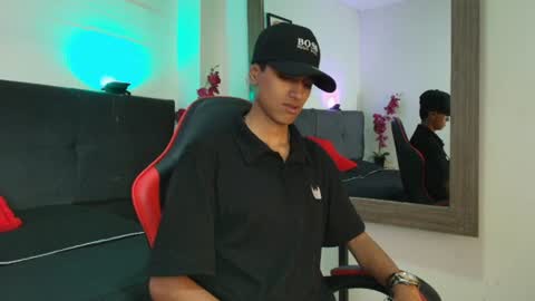 Snapshot of alan_colthon chatting on 06/12/26, 04:11 alan_colthon online show from 06/12/26, 04:11
