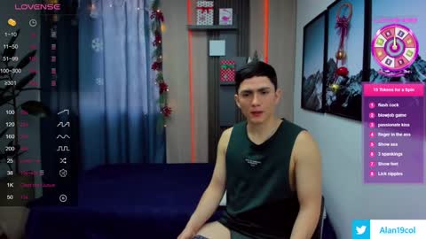 Alan  Kevin can we reach 100 thumbs up please guys  online show from 12/20/24, 01:11