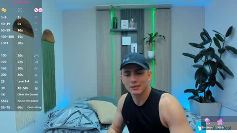 Alan  Kevin can we reach 100 thumbs up please guys  online show from 06/09/26, 07:03