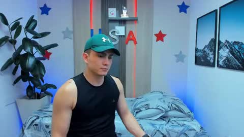 Alan  Kevin can we reach 100 thumbs up please guys  online show from 07/03/26, 07:09