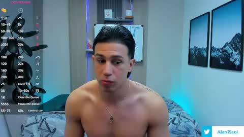 Alan  Kevin can we reach 100 thumbs up please guys  online show from 07/29/26, 07:01