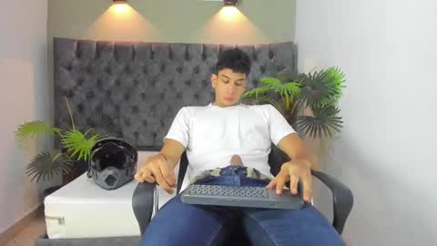 Alan online show from 09/15/25, 01:00