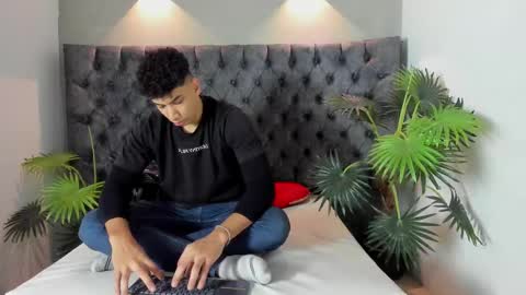 Alan online show from 10/31/25, 12:28