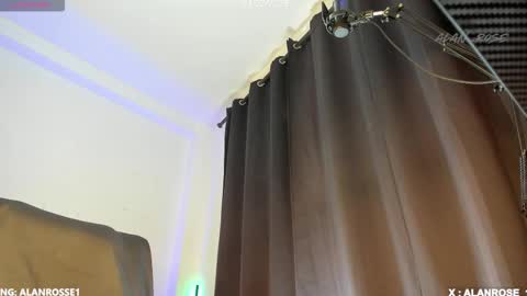 Snapshot of alan_rosee chatting on 02/05/26, 01:49 Alan online show from 02/05/26, 01:49
