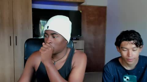 Alan and Criss - WE JUST FRIENDS WITH BENEFITS BOTH VERS online show from 05/31/26, 02:46