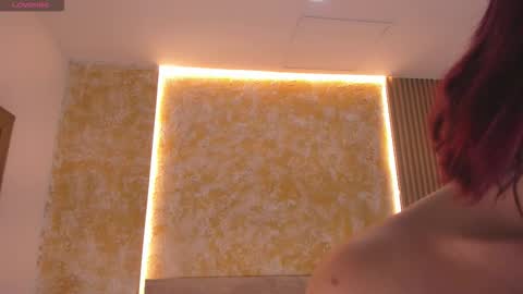 alana_2916 online show from 10/10/25, 03:38