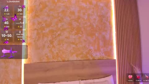 alana_2916 online show from 11/26/25, 03:51