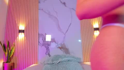 A L A N A  online show from 09/22/25, 12:07