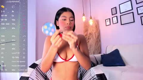 Alana online show from 10/26/25, 12:33