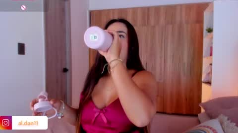 M E L I online show from 07/20/26, 03:14
