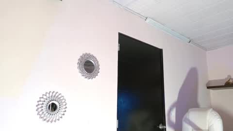 Maeve  online show from 10/05/25, 11:08