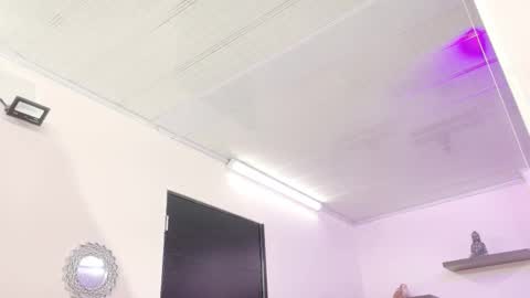 Maeve  online show from 10/20/25, 11:32