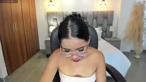 alana  online show from 07/06/26, 07:05