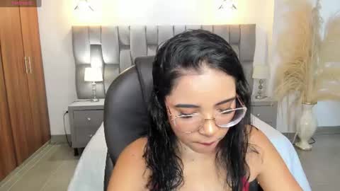 alana  online show from 07/12/26, 01:35