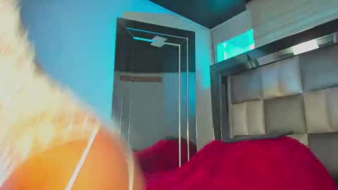 alana online show from 09/11/25, 08:31