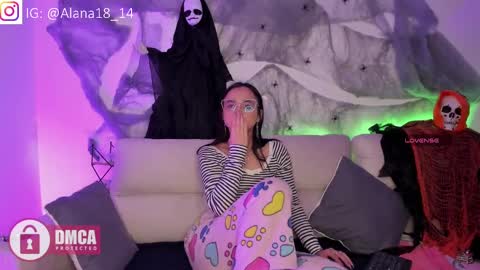 alana_pherson online show from 10/05/25, 08:23