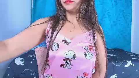 alana_pink95 online show from 06/19/26, 10:19