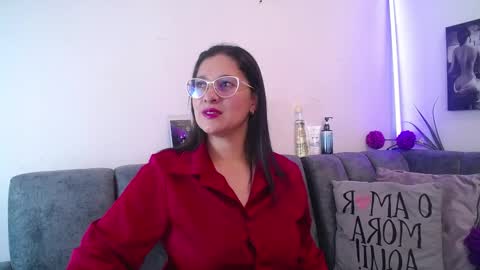 Alana  online show from 03/25/26, 07:42