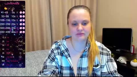 Julia online show from 12/08/24, 12:40