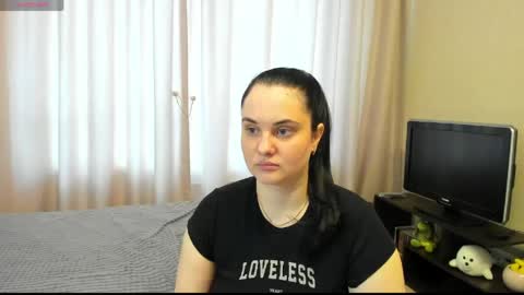 Julia online show from 05/24/26, 08:19