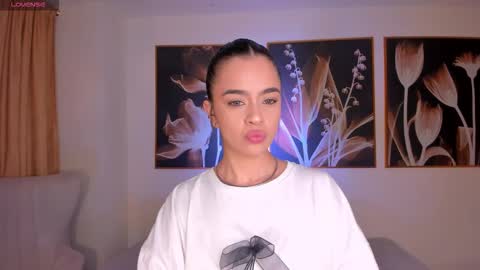 Alana online show from 09/21/25, 12:29