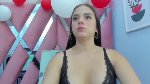 Alana Flores online show from 02/03/25, 12:36