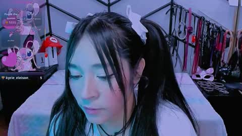 Snapshot of alanaluke chatting on 12/05/25, 08:16 Alana online show from 12/05/25, 08:16