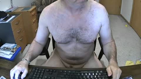 Snapshot of alane9 chatting on 07/05/26, 02:35 alane9 online show from 07/05/26, 02:35