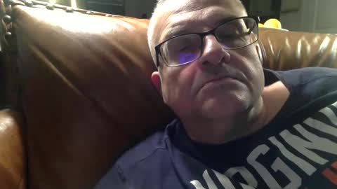 Snapshot of alankrieski1174 chatting on 10/21/25, 03:18 alankrieski1174 online show from 10/21/25, 03:18