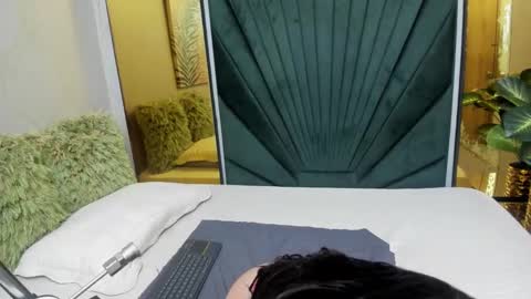 kendra online show from 09/08/25, 04:50