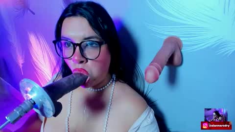 alana silver online show from 09/11/25, 06:52