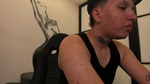 alanred_ online show from 09/11/25, 04:56