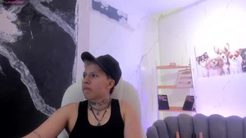 alanred_ online show from 09/28/25, 04:51