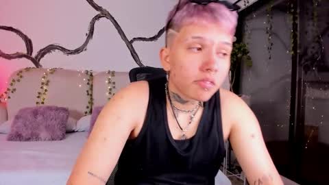 alanred_ online show from 10/05/25, 03:38