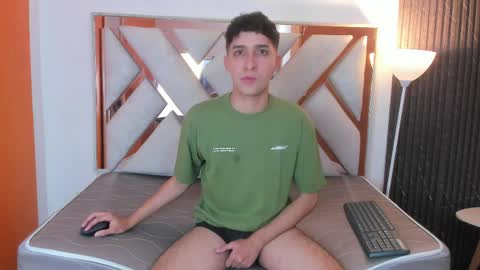 alantaylorr_ online show from 04/07/26, 01:00