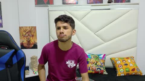 Snapshot of alanvilla_lobo chatting on 10/07/25, 12:13 alanvilla_lobo online show from 10/07/25, 12:13