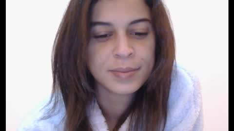Snapshot of alaouirim25 chatting on 02/28/26, 04:30 AllylicArabis online show from 02/28/26, 04:30