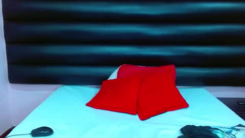 AlaSmith  online show from 12/07/24, 02:20