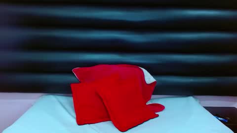 AlaSmith  online show from 12/17/24, 02:01